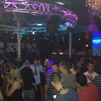 Foto scattata a Suite Nightclub Milwaukee da David G. il 7/22/2012