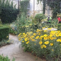 Photo taken at Jardin du Clos des Blancs Manteaux by Suraj A. on 8/16/2012