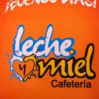 6/15/2012 tarihinde Nancy C.ziyaretçi tarafından Cafetería Leche y Miel.'de çekilen fotoğraf