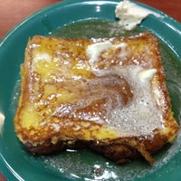 Photo taken at Golden Corral by Joe Y. on 6/24/2012
