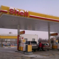 Photo taken at Shell by Vera S. on 3/1/2012