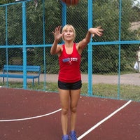 Photo taken at Баскетбольная площадка в перловке by Maria A. on 7/7/2012