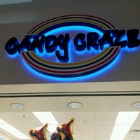 7/9/2012にCindy A.がParkdale Mallで撮った写真