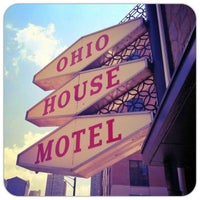 Foto tirada no(a) Ohio House Motel por Kim em 7/15/2012