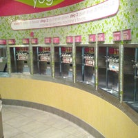 Photo taken at Menchie&amp;#39;s by Vicente R. on 7/7/2012