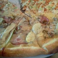 Photo taken at Dewey&amp;#39;s Pizza by Mere K. on 8/2/2012
