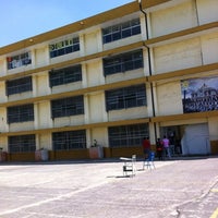 Photo taken at Secundaria 148 by Chriss M. on 8/1/2012