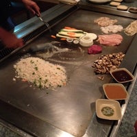 Foto diambil di Kabuto Japanese House of Steak &amp;amp; Sushi oleh Jai M. pada 11/30/2011