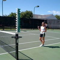 Снимок сделан в Oak Creek Tennis Center пользователем Paul A. 9/9/2012