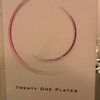 Foto scattata a Twenty One Plates da Jeremy P. il 5/13/2012