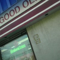 Photo taken at Good Ole Reliable Liquors by InTheMixWithTre on 12/3/2011