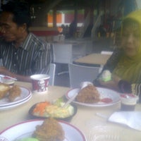 Photo taken at KFC by Lie-H A. on 2/18/2012
