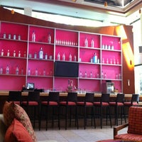 Foto tirada no(a) LBLE Lounge por Brooke D. em 8/15/2012