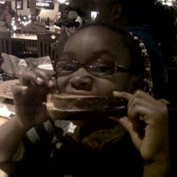 Photo taken at Applebee&amp;#39;s Grill + Bar by Yvonne J. on 12/30/2011