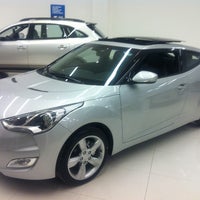 Photo taken at Hyundai Caoa by Mozart S. on 9/17/2011