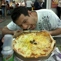 Photo taken at Itali Genils Pizzas by Maria Sampaio d. on 11/6/2011