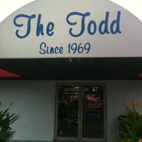 Photo taken at Todd Couples Superstore by Alex on 10/18/2011