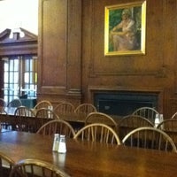 Photo taken at King/Scales Dining Hall by Red S. on 4/4/2011