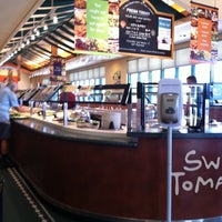 Photo taken at Sweet Tomatoes by Lu V. on 4/21/2011