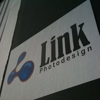 Photo prise au Link Photodesign par Carlos R. le4/15/2011