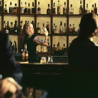 Foto tirada no(a) Bourbon Bar por Arianne F. em 2/2/2012