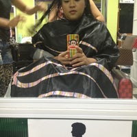 Photo taken at Hair 2 Style by Nunoizz L. on 5/1/2012