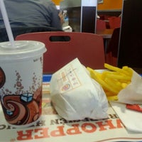 Photo taken at Burger King by Gregorio M. on 1/13/2012