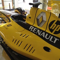 Photo taken at Minas France Renault by Michel L. on 1/17/2012