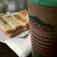 Photo taken at Inthanin Coffee (อินทนิล) by Pakapol P. on 4/26/2012