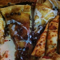 Photo taken at DoubleDave&amp;#39;s PizzaWorks by Jesus L. on 8/13/2012
