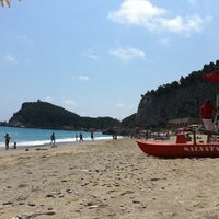 Photo taken at Spiaggia del Malpasso by Jack Grifo on 7/3/2012