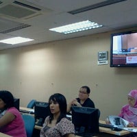 Photo taken at ntu smart classroom by Andrew H. on 9/29/2011