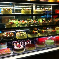 Photo taken at Dynamic Bakery &amp;amp; Cake by Lucki L. on 1/12/2012