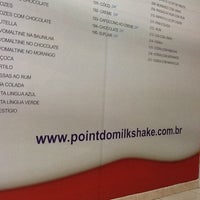 รูปภาพถ่ายที่ Point do Milkshake Buritis โดย Júlia M. เมื่อ 5/25/2012