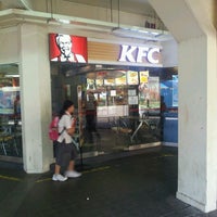 Photo taken at KFC by Goh C. on 8/13/2012