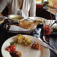 6/22/2012にShawn M.がDancing Elephant Restaurant &amp;amp; Loungeで撮った写真