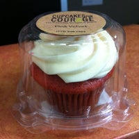 Photo taken at Cupcakes For Courage by Vithida S. on 8/8/2012