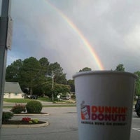 Photo taken at Dunkin&amp;#39; by Suzy on 7/8/2012