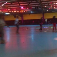 Photo taken at Looney&amp;#39;s Super Skate by Timmy F. on 3/5/2012