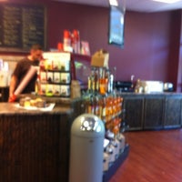 Foto scattata a Aversboro Coffee da Gordon D. il 4/12/2012