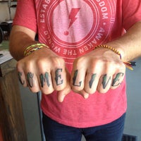 Photo prise au Safe House Tattoo Studio par Kansas le5/18/2012