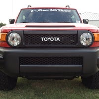 7/7/2012 tarihinde Stephane B.ziyaretçi tarafından Texas Toyota of Grapevine'de çekilen fotoğraf