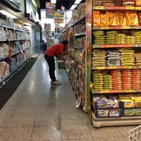 Photo taken at Supermercados Campeão (Rede Uno) by Bete M. on 7/10/2012