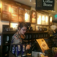 Photo taken at Peet&amp;#39;s Coffee &amp;amp; Tea by Rafael Q. on 4/2/2012