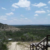 6/22/2012にDaniel L.がWimberley Zipline Adventuresで撮った写真