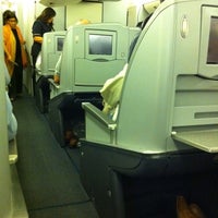 Photo taken at Voo American Airlines AA 962 by Vicente R. on 10/12/2011