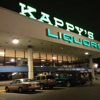 Photo taken at Kappy&amp;#39;s Fine Wine &amp;amp; Spirits by Ahmed E. on 6/17/2012