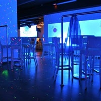 รูปภาพถ่ายที่ Aqua Dance Club โดย Ivan B. เมื่อ 3/14/2012