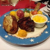 Foto diambil di Rio Ranch Restaurant oleh In-Hwan K. pada 5/18/2012