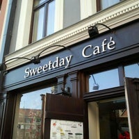Photo taken at Sweetday Cafe by Ulrika B. on 3/27/2012